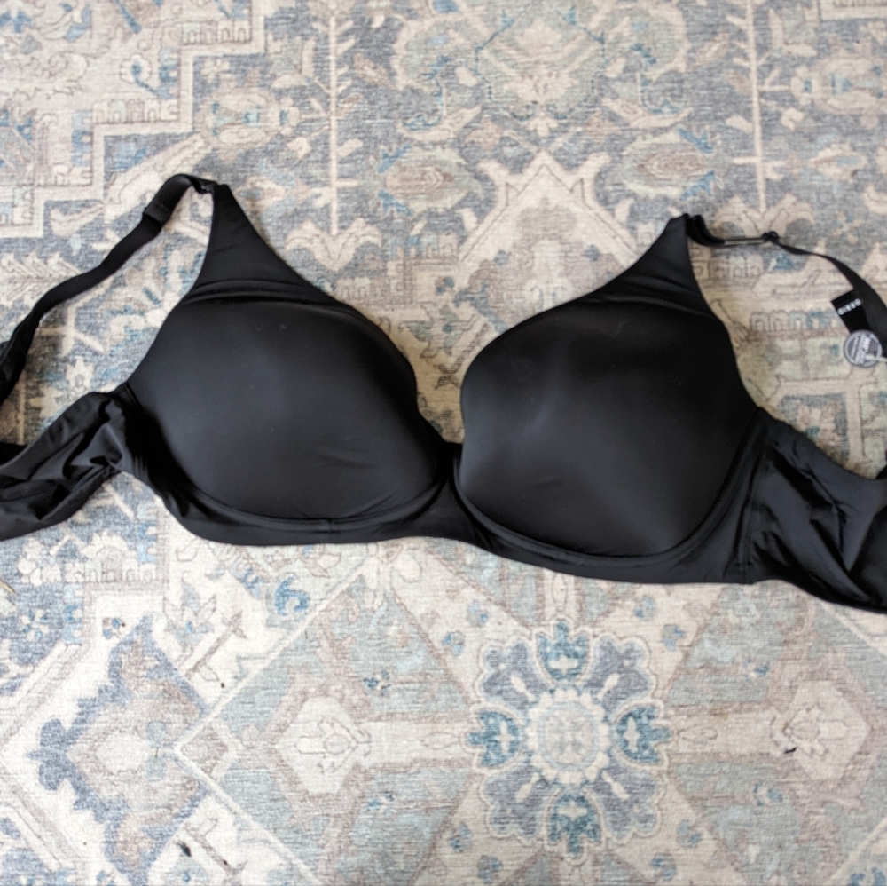 Torrid LLWF Deep V Bra